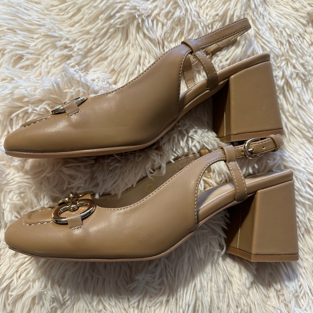 Chic Tan Block Heel Slingbacks